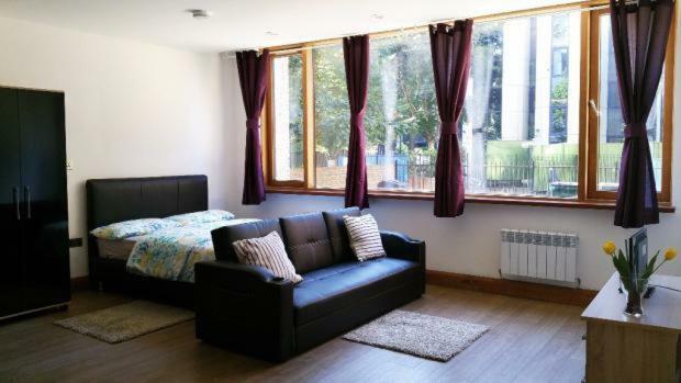 Cygnet House Aparthotel Croydon Esterno foto